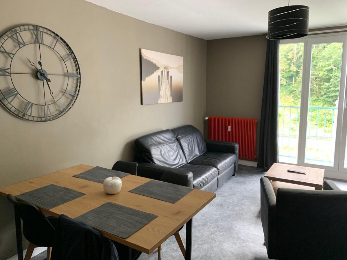 Appartement Tout Confort Dans Une Residence Calme Givet Eksteriør billede